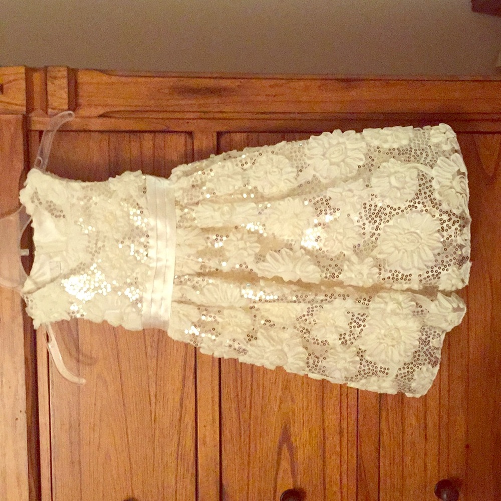 Girls party dress